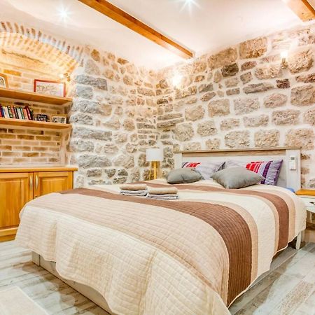 Kotor Bagus - Cozy Boutique Old Town Studio With Seaview Terrace ภายนอก รูปภาพ