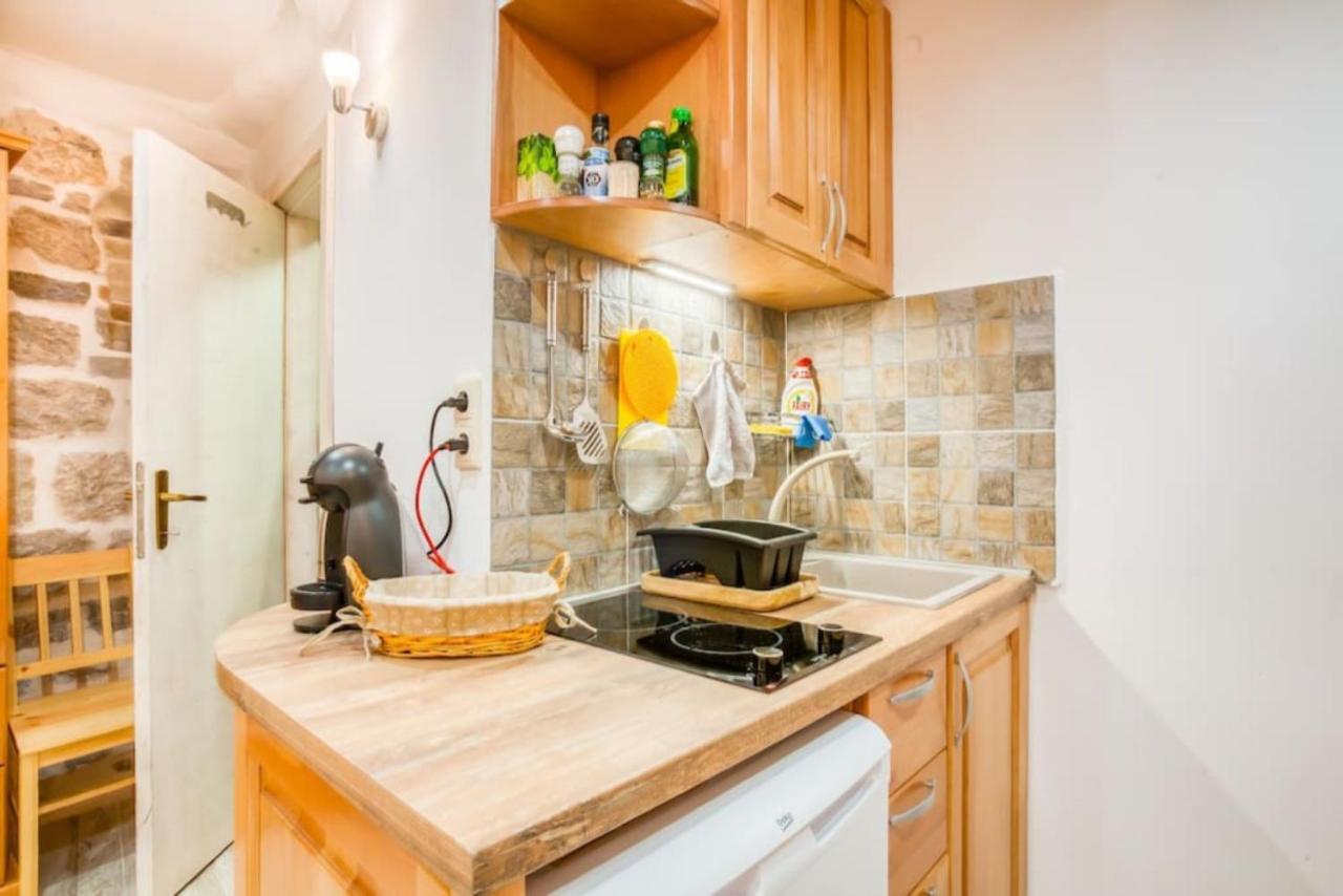 Kotor Bagus - Cozy Boutique Old Town Studio With Seaview Terrace ภายนอก รูปภาพ